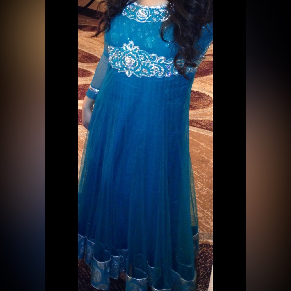 turquoise long gown, Asian inspired outfit. Size Small/medium (NEW)